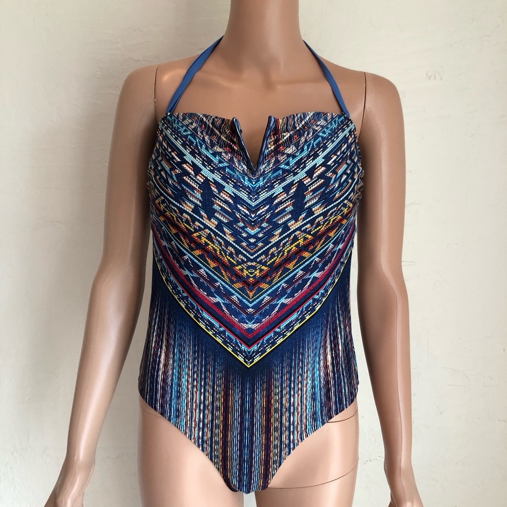 Jessica Simpson Women’s Size M Blue Geometric One Piece Halter-Top Swimsuit